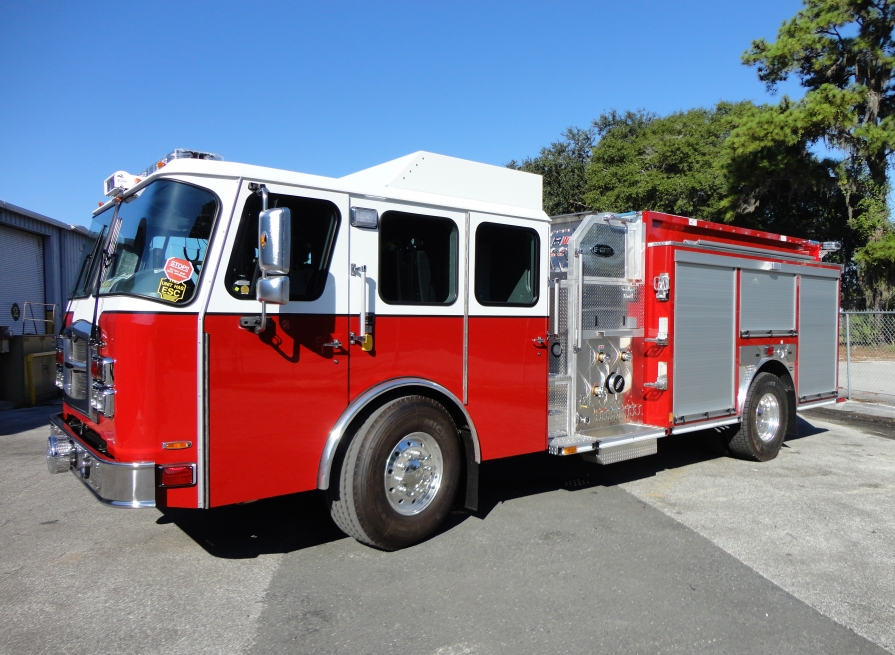 10607- 2013 E-One Pumper.jpg